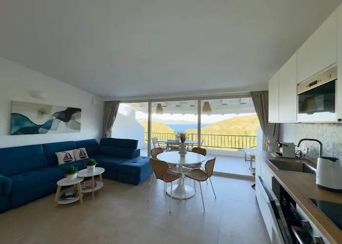 La Finestra Sul Mare Seaview 公寓 *